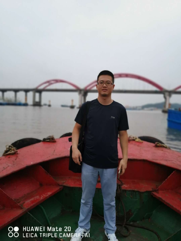 转角的第一张照片--舟山蓝颜知己交友网